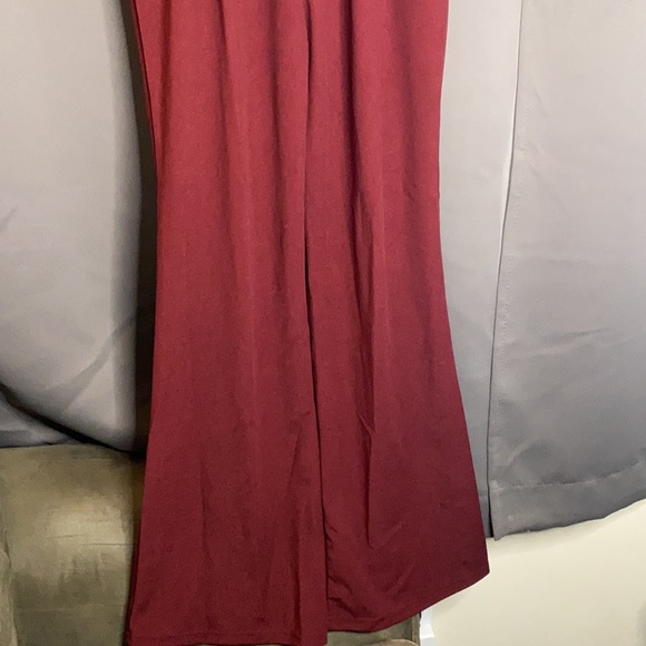 💖 2/$25 NWT! SHEIN SXY Slit Hem Flare Leg Jumpsuit - Picture 8 of 9